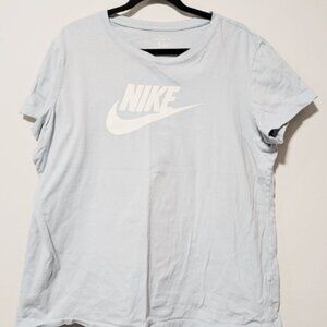 Womens Nike Tshirt